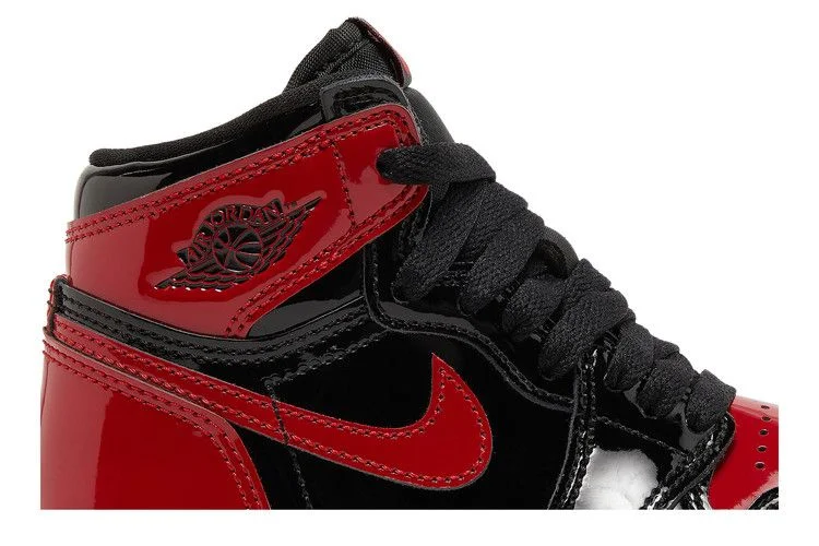 Кроссовки Air Jordan 1 Retro High OG PS 'Patent Bred'