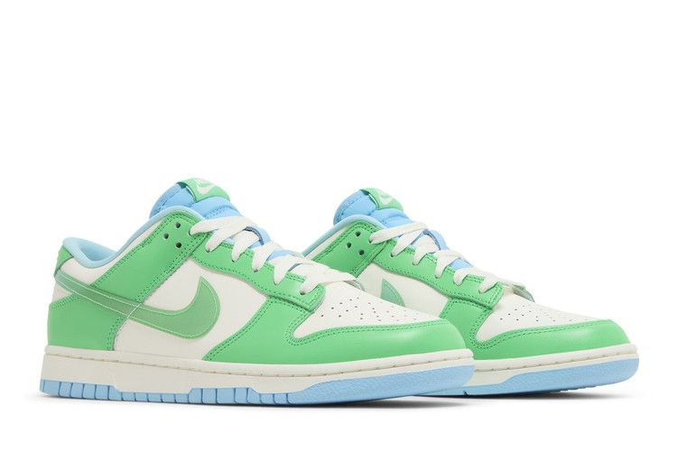 dunk-low-green-shock-fz4015-399_07