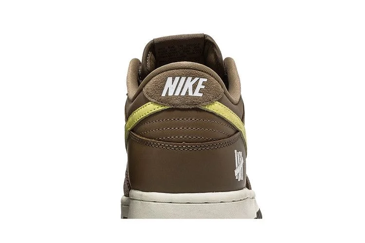 Кроссовки Undefeated x Nike Dunk Low SP 'Canteen'