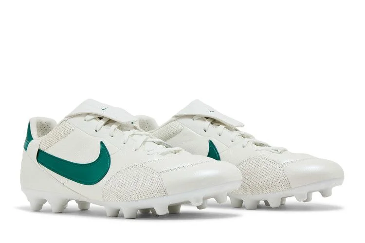 Butsy-Nike-Premier-3-Low-FG-White-Mystic-Green-7