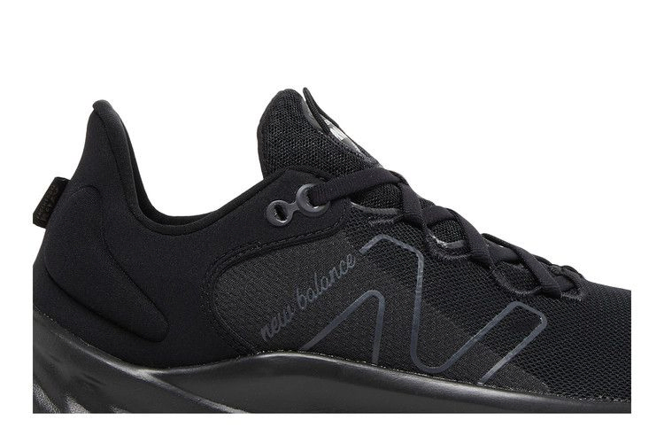 Кроссовки New Balance Wmns Fresh Foam Roav v2 'Black Magnet'