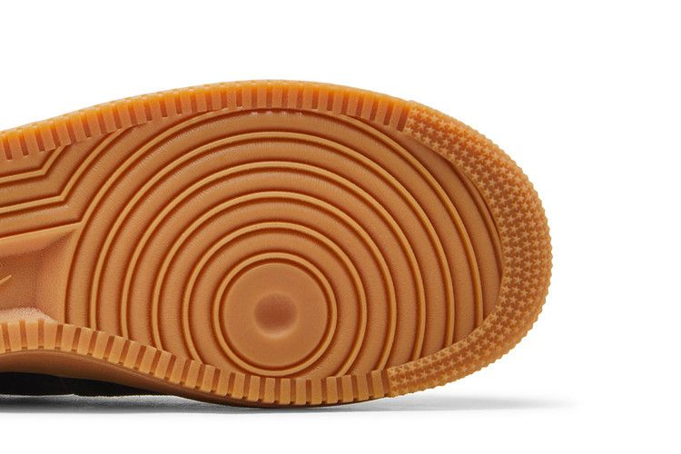 Кроссовки Nike Air Force 1 07 LV8 Suede 'Black Gum'