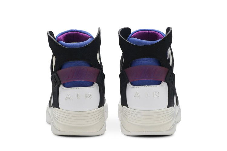 air-flight-huarache-prm-qs-686203-100_05