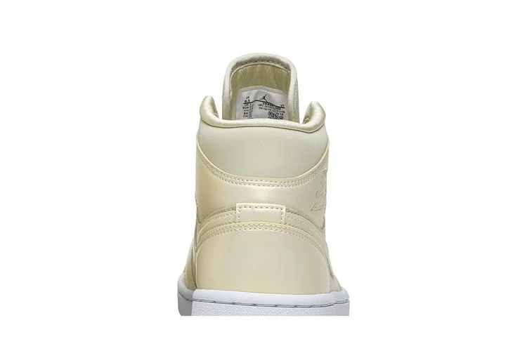 Кроссовки Wmns Air Jordan 1 Mid 'Lemon Yellow'
