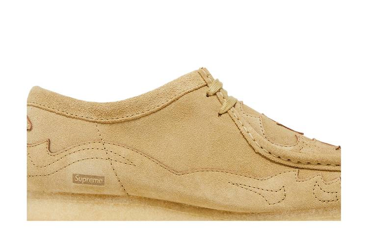 supreme-x-clarks-original-wallabee-maple-261-72611_01