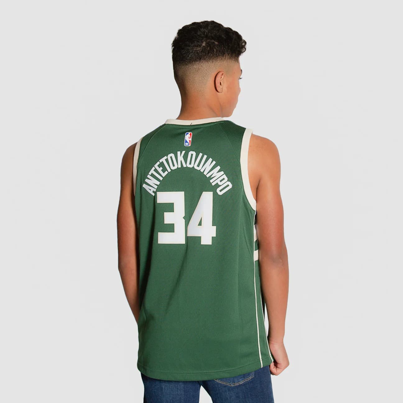 2022-23-Milwaukee-Bucks-Giannis-Antetokounmpo-34-Youth-Swingman-Icon-Edition-Green-Jersey-4