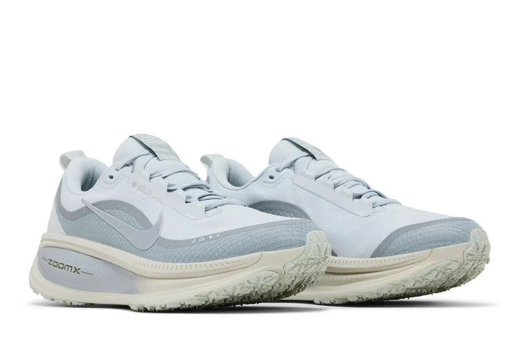 Krossovki-Nike-Vomero-18-GORE-TEX-Reflective-Pure-Platinum-Metallic-Silver-7