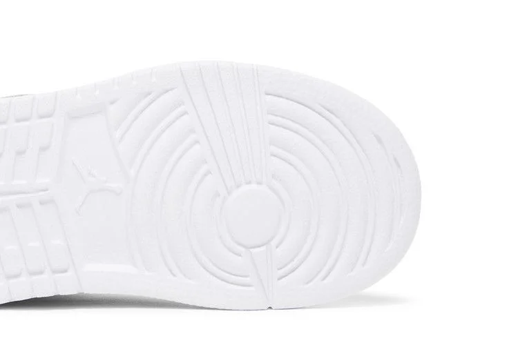 Krossovki-Air-Jordan-1-Low-ALT-TD-Triple-White-4