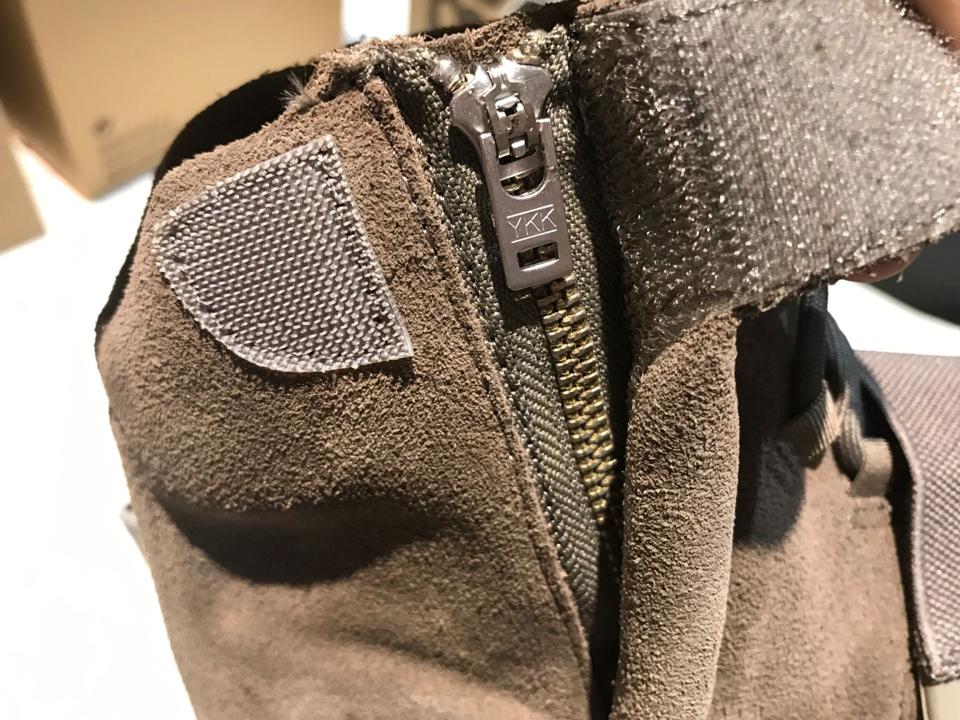 Кроссовки adidas Yeezy Boost 750 Light Brown Gum Chocolate