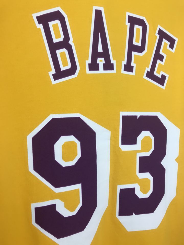 Футболка BAPE x Mitchell & Ness Lakers Tee Yellow