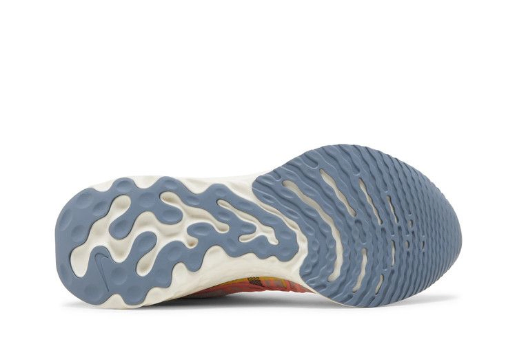 wmns-react-infinity-run-flyknit-2-premium-pink-foam-blue-tint-dh2497-600_03
