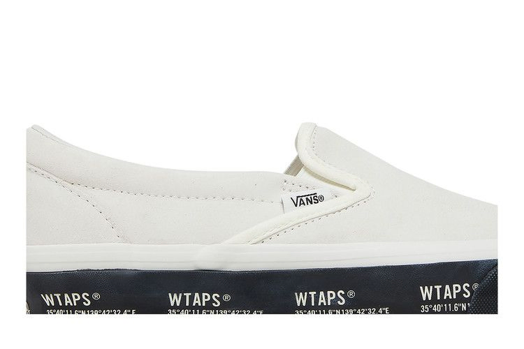 wtaps-x-classic-slip-on-lx-white-black-vn0a45jk20f1_01