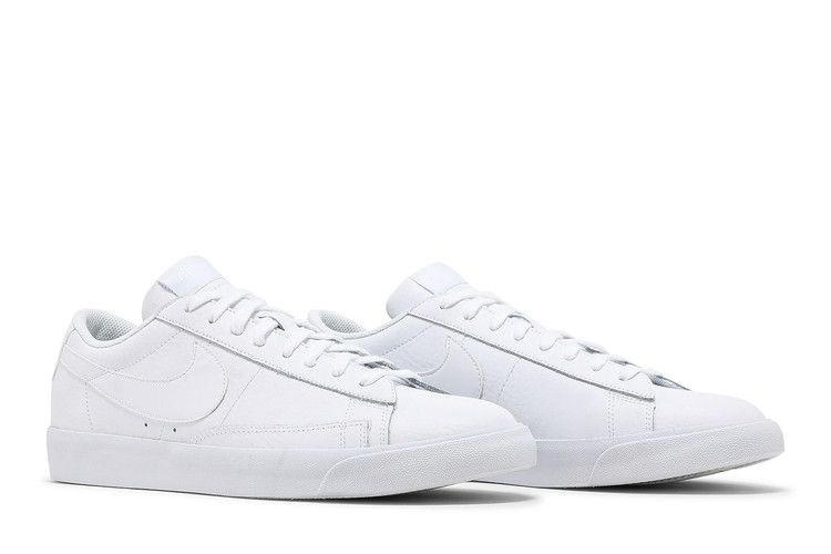 blazer-low-le-triple-white-aq3597-100_07