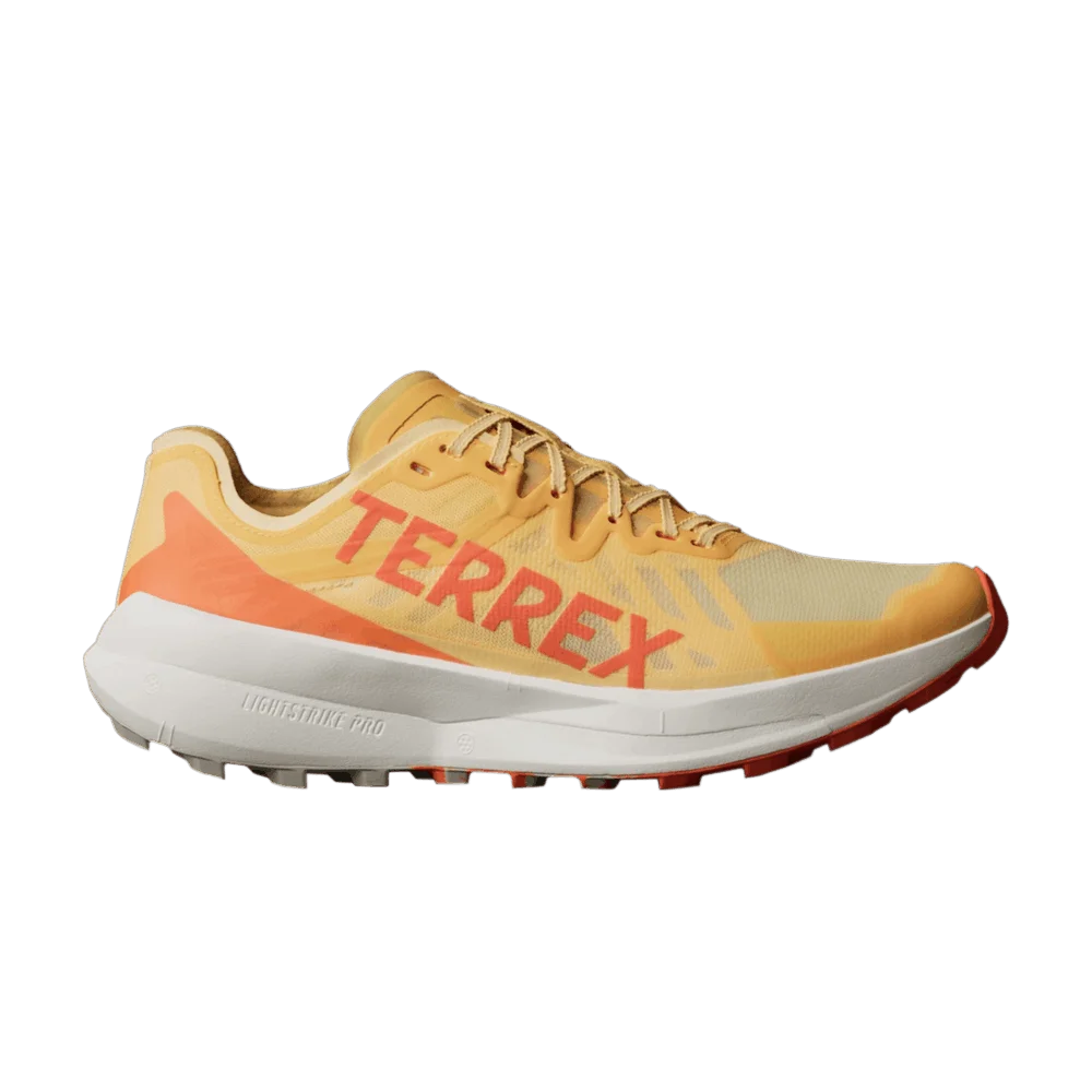 Krossovki-adidas-Terrex-Agravic-Speed-Semi-Spark-Impact-Orange