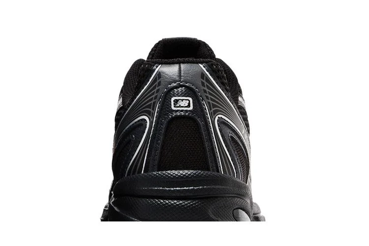 Кроссовки New Balance 740 Big Kid Wide 'Black Silver Metallic'