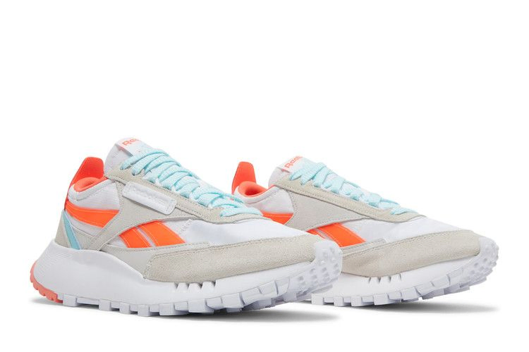 wmns-classic-leather-legacy-white-orange-flare-fy7435_07