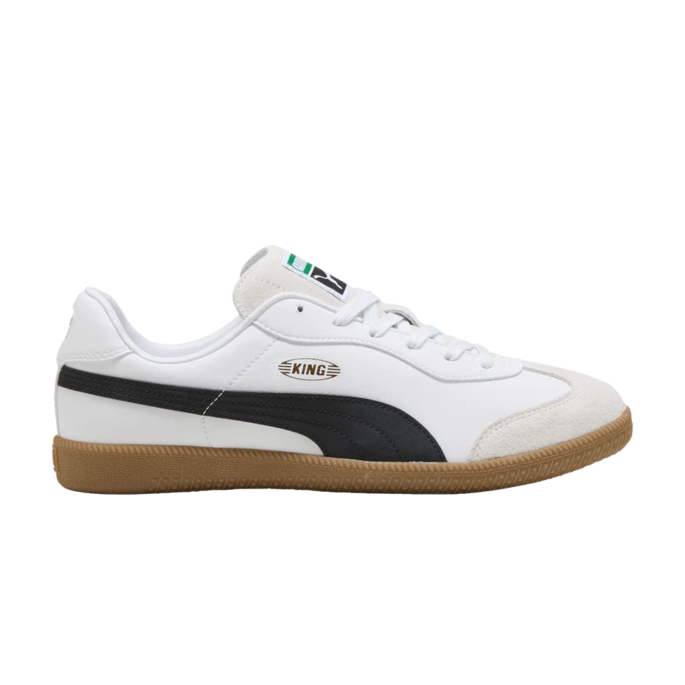Krossovki-Puma-King-21-IT-White-Black-Gum