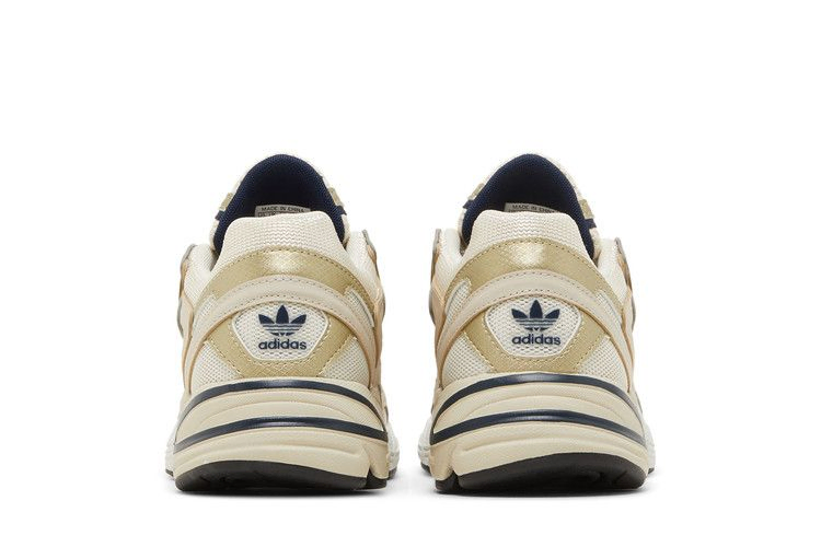 wmns-astir-orbit-green-wonder-white-gz3571_05