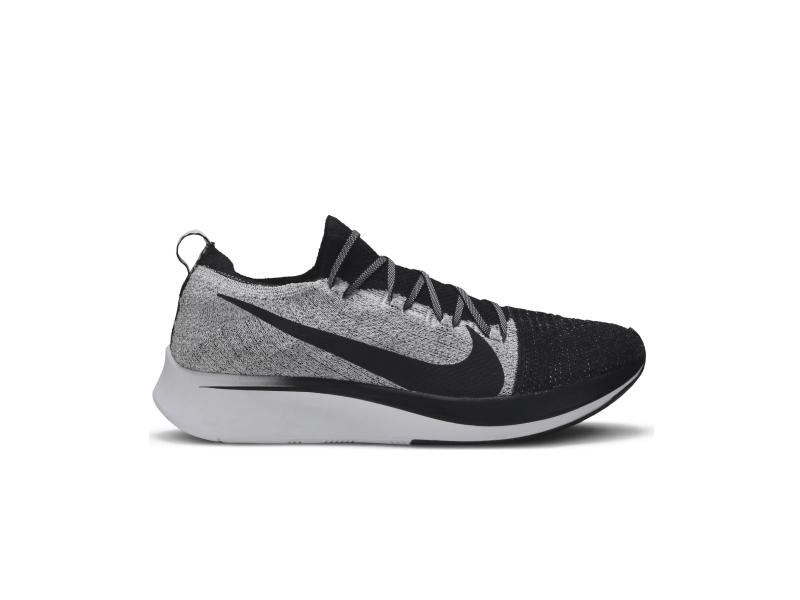 Кроссовки Nike Zoom Fly Flyknit 'Oreo'