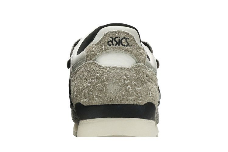 limited-edt-x-sbtg-x-gel-lyte-3-og-monsoon-patrol-piedmont-grey-1203a032-300_06