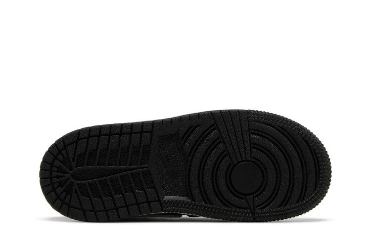 air-jordan-1-retro-high-og-td-black-white-2-0-fd1413-010_03