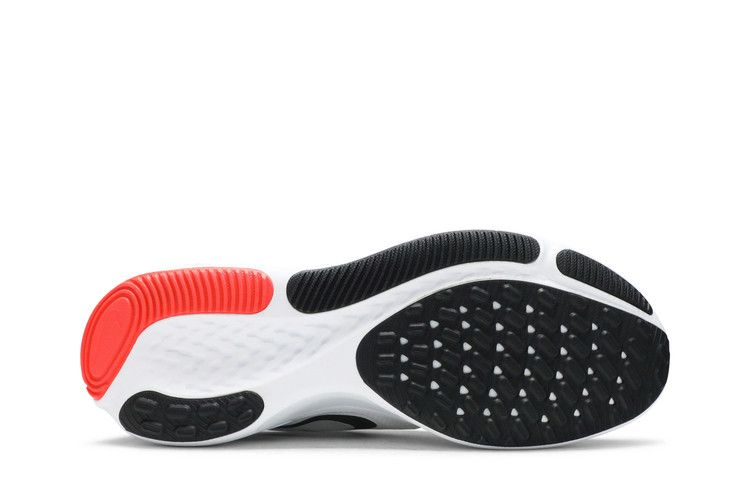 react-miler-ombre-cw1777-102_03