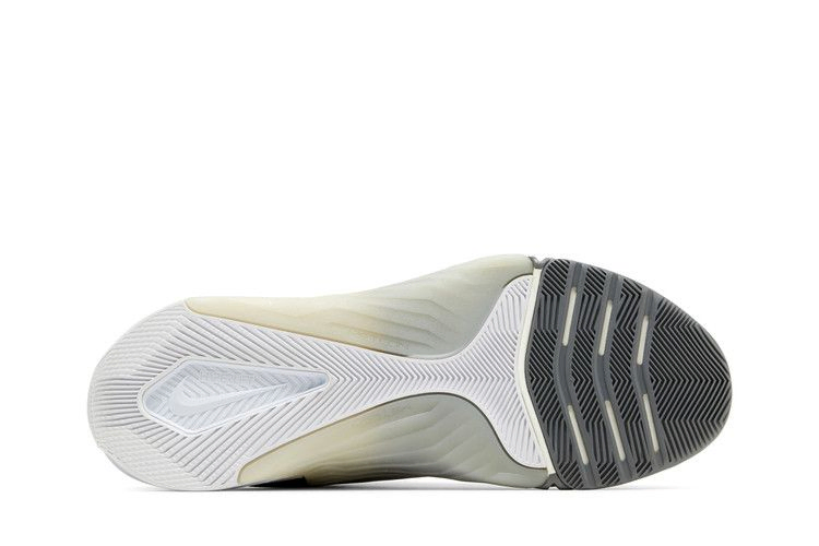 metcon-8-amp-dark-smoke-grey-dq4675-001_03