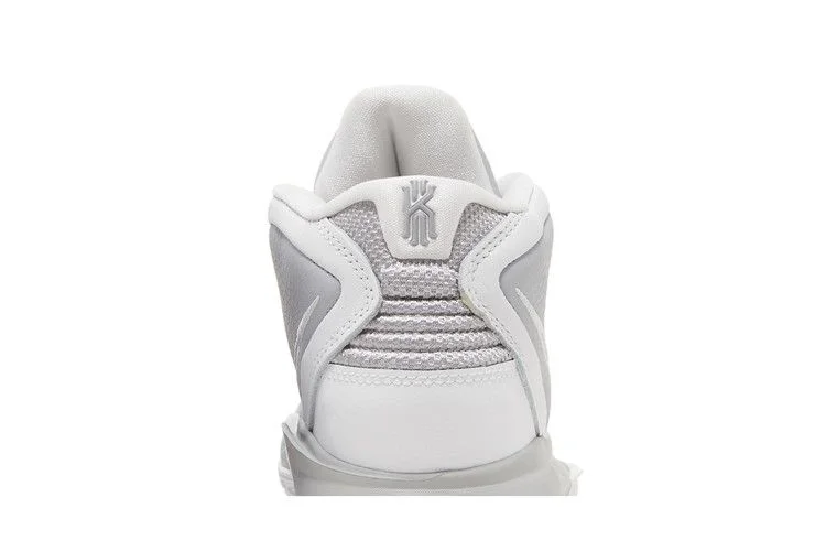 Кроссовки Nike Men's Kyrie Infinity TB 'Wolf Grey'