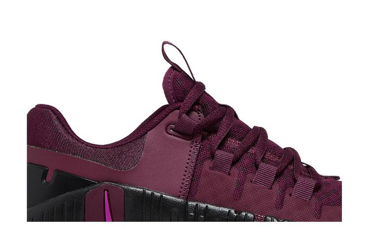 Кроссовки Nike Wmns Free Metcon 5 'Bordeaux'