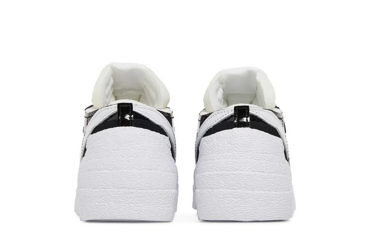 Кроссовки sacai x Nike Blazer Low 'Black Patent'