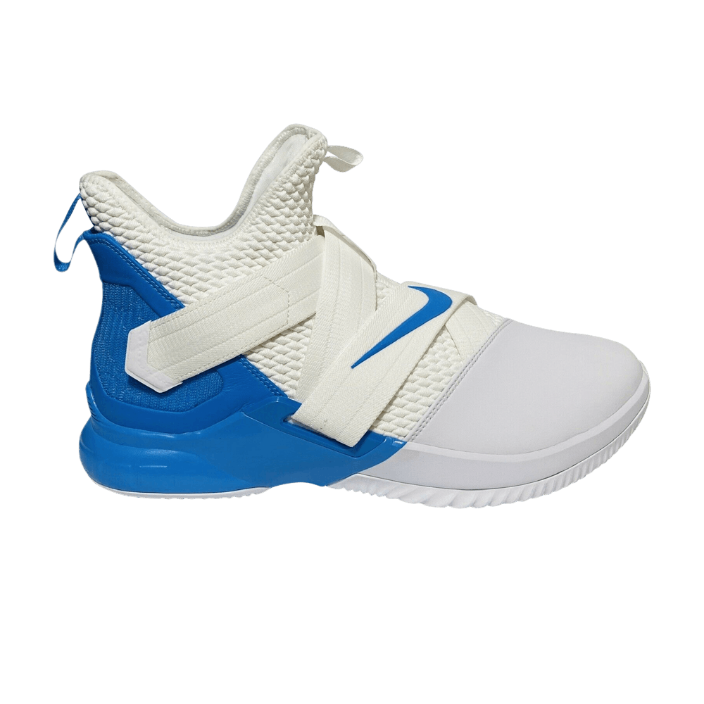 lebron-soldier-12-tb-white-coast-blue-at3872-118