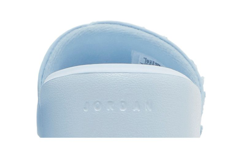 wmns-jordan-nola-slide-celestine-blue-cz8027-400_06