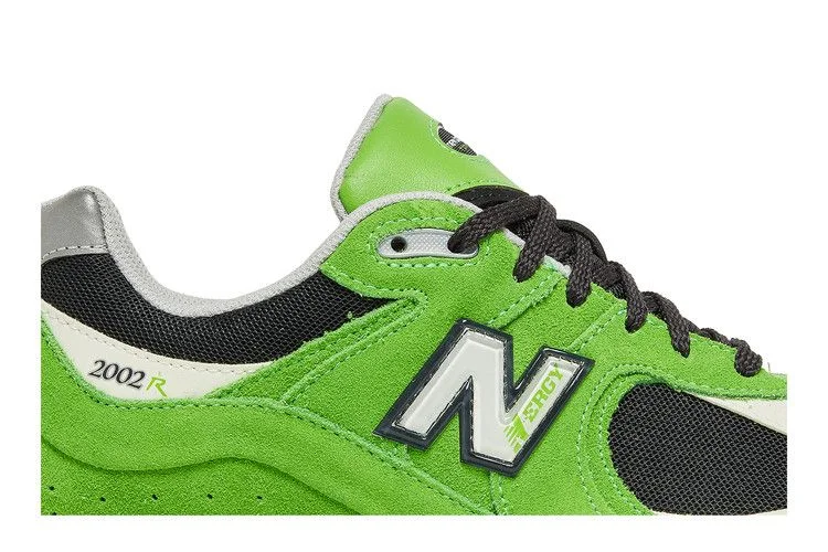 Krossovki-New-Balance-2002R-Good-Vibes-Pack-Green-Apple-1