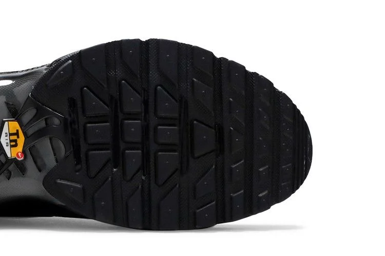 Кроссовки Nike Air Max Plus 'Black'