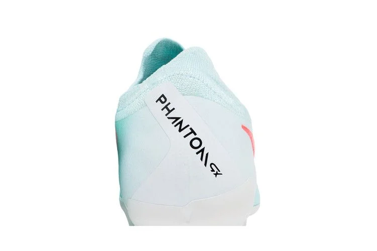 Krossovki-Nike-Phantom-GX-2-Pro-FG-Mad-Energy-Pack-6