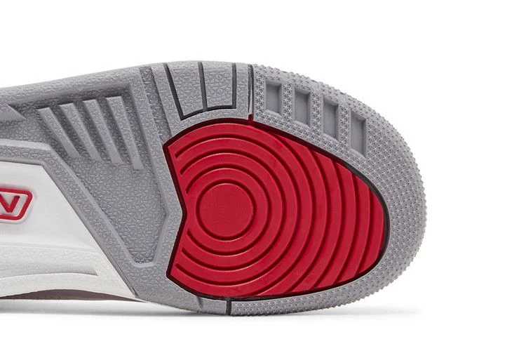 Кроссовки Air Jordan 3 Retro GS 'Cardinal Red'