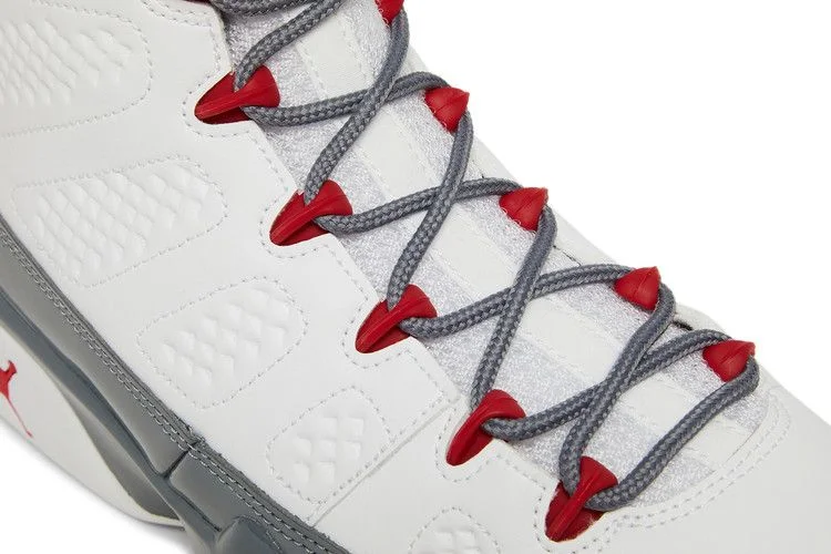Krossovki-Air-Jordan-9-Retro-Fire-Red-9