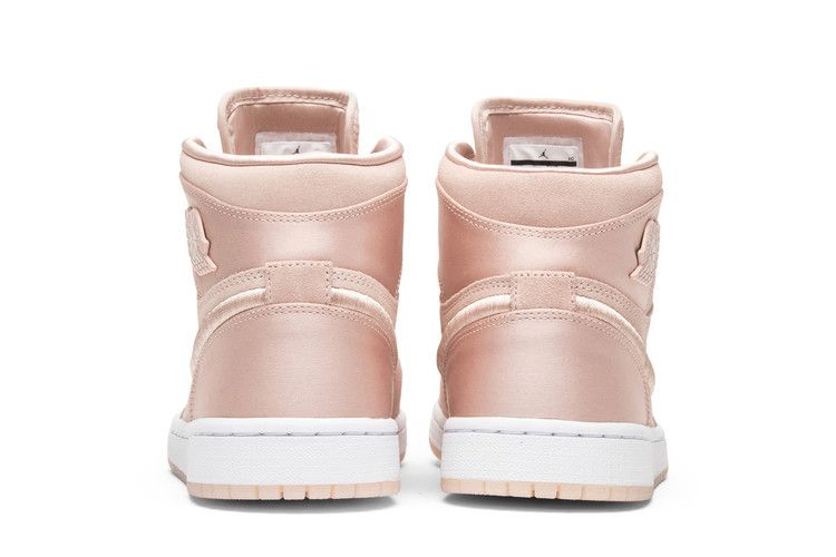 Кроссовки Wmns Air Jordan 1 Retro High 'Season of Her: Sunset Tint'