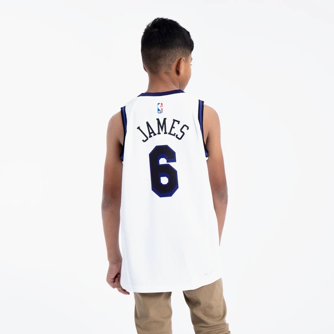 2022-23-Los-Angeles-Lakers-LeBron-James-23-Youth-Swingman-City-Edition-White-Jersey-2