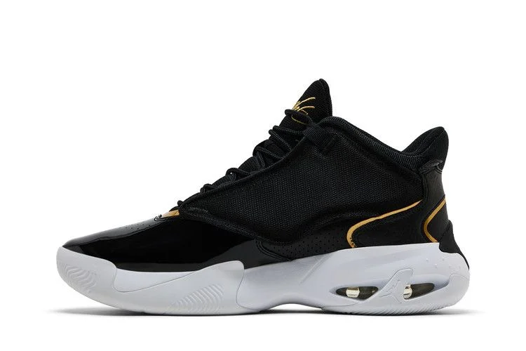Кроссовки Air Jordan Max Aura 4 'Black Metallic Gold'