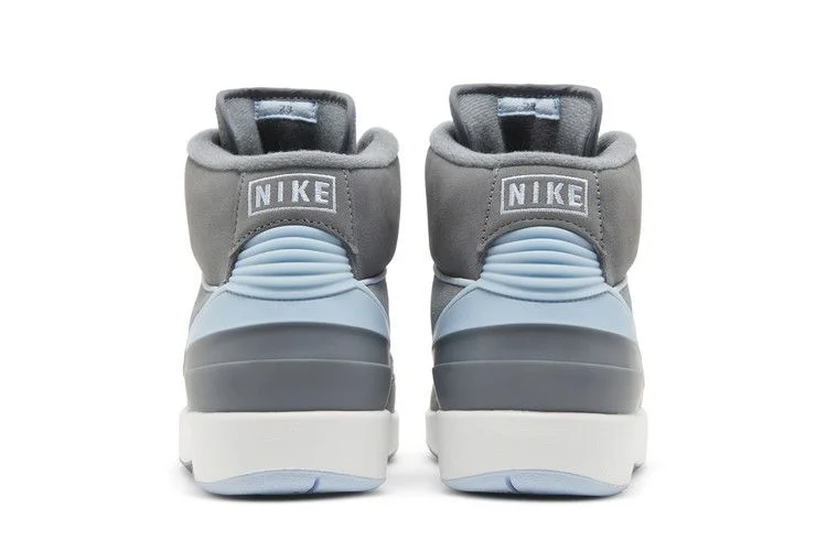 Кроссовки Wmns Air Jordan 2 Retro 'Cool Grey'
