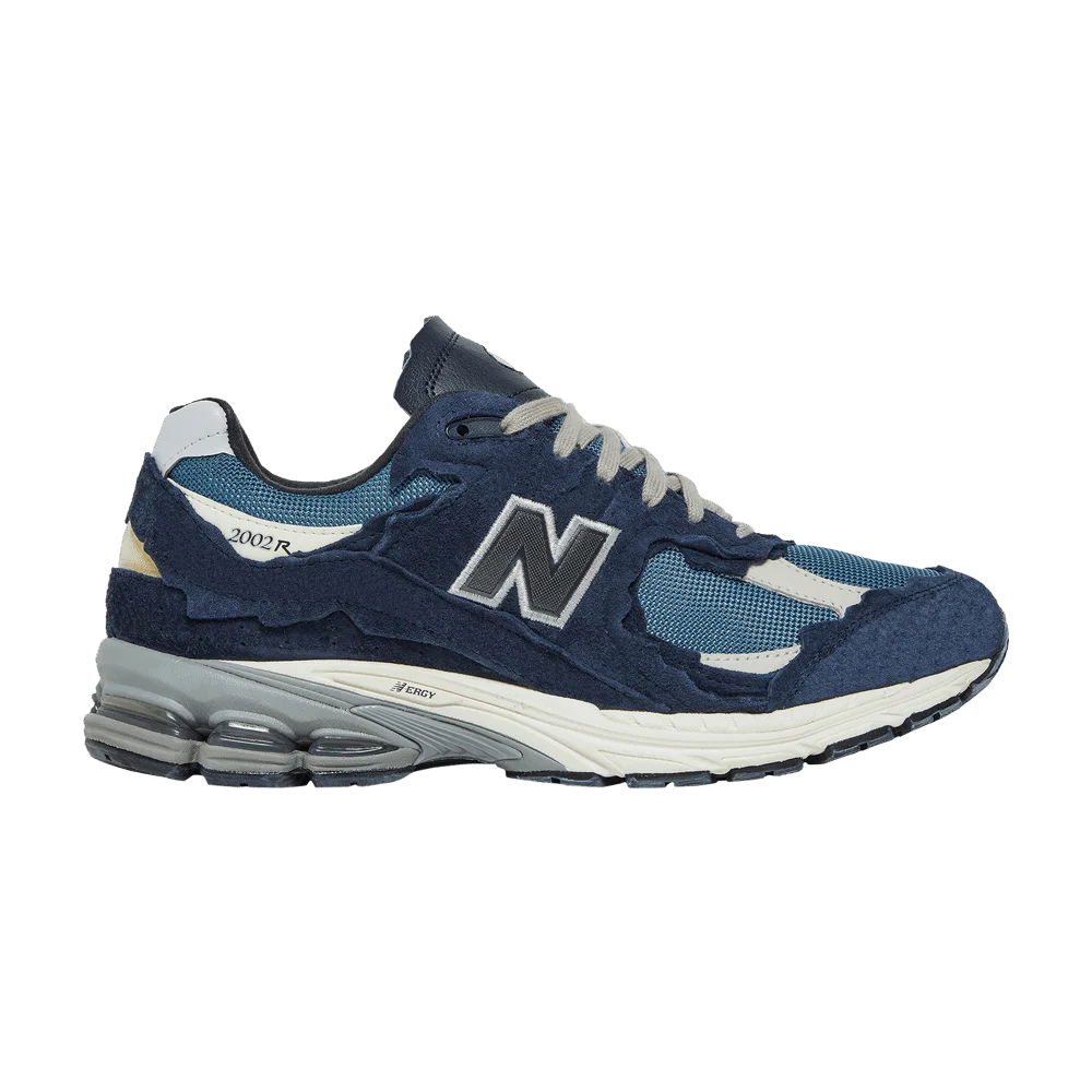 Krossovki-New-Balance-2002R-Protection-Pack-Dark-Navy