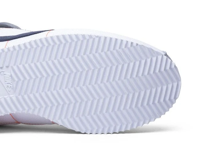 Krossovki-Kendrick-Lamar-x-Nike-Cortez-Basic-Slip-House-Shoes-4
