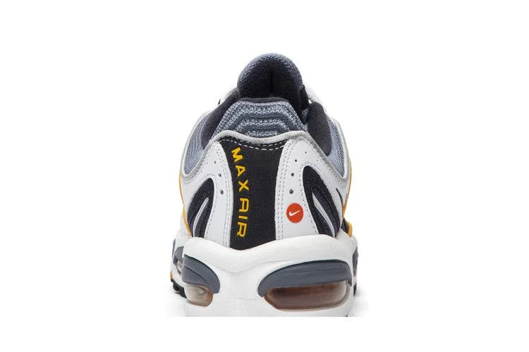 Кроссовки Nike Air Max Tailwind 4 'Metro Grey'