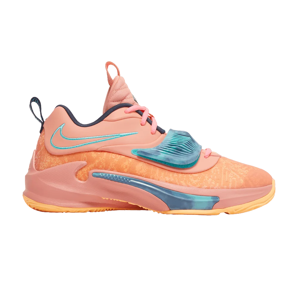 Кроссовки Nike Zoom Freak 3 GS 'Stay Freaky'