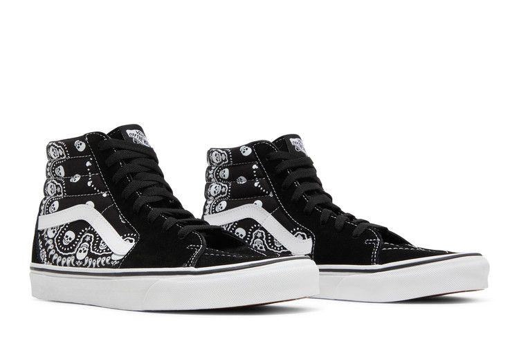 sk8-hi-bandana-black-vn0a32qgd9s_07