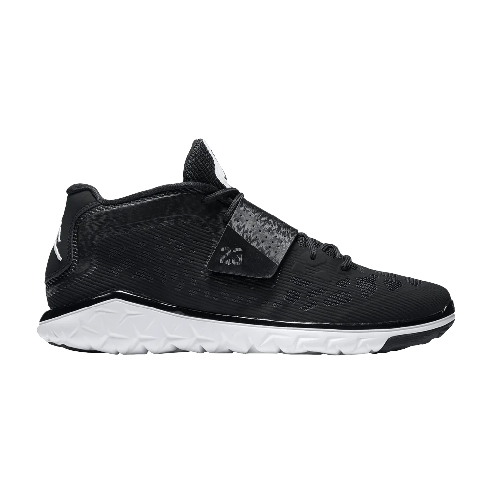 Krossovki-Air-Jordan-Flight-Flex-Trainer-2-White-Black