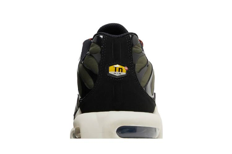 Кроссовки Nike Air Max Plus 'Black Cargo Khaki'