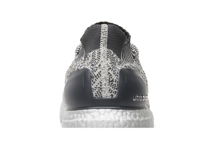 Кроссовки adidas UltraBoost Uncaged 'Silver Boost'