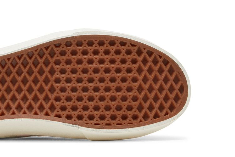 Vans Classic Slip-On VLT LX 'Pride'